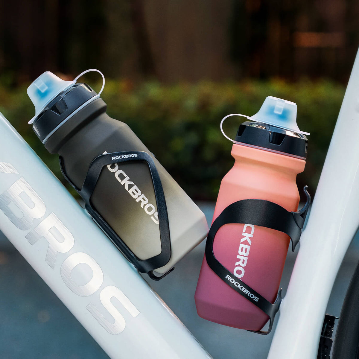 ROCKBROS Botella de bicicleta con cierre Pull-Top a prueba de fugas 600/750ml