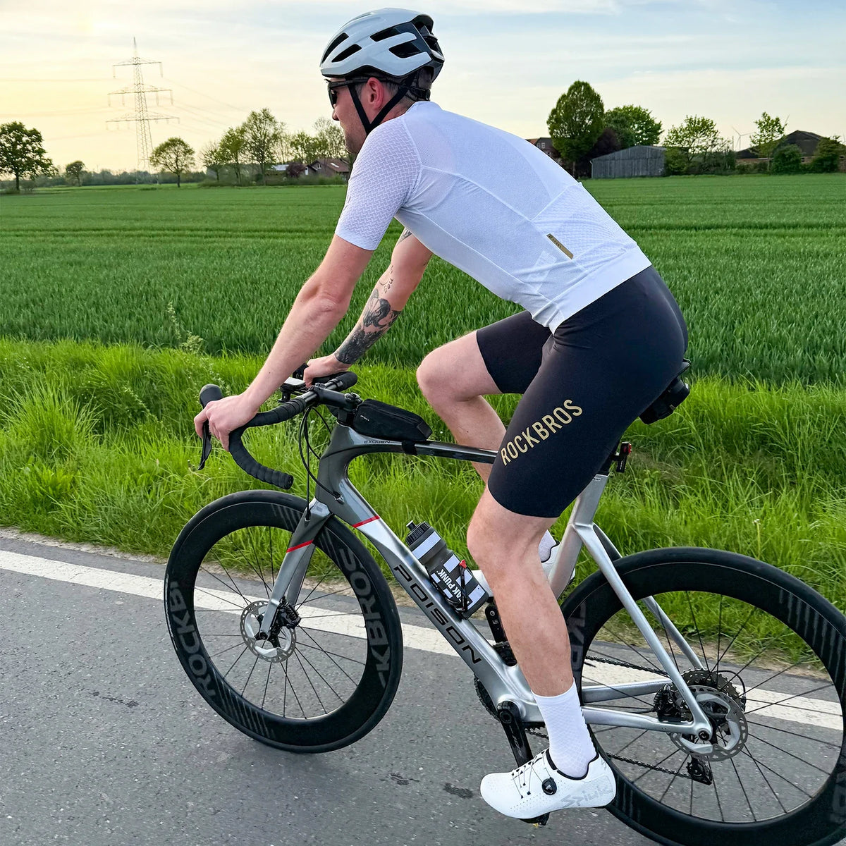 ROCKBROS Culote con tirantes para bicicleta con badana para hombre, Sin costuras Transpirable