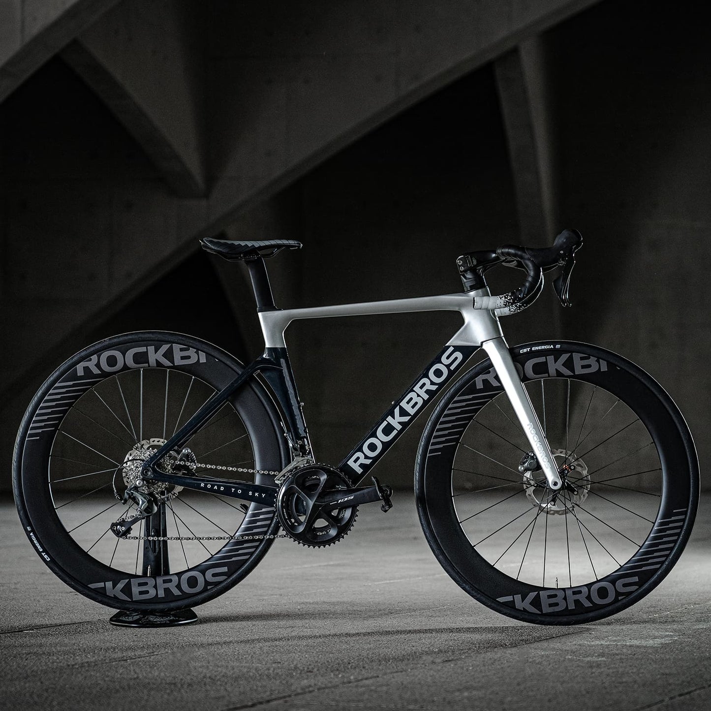 Juego de ruedas de carbono 700C de 65 mm con freno de disco y eje pasante para bicicleta de carretera ROCKBROS