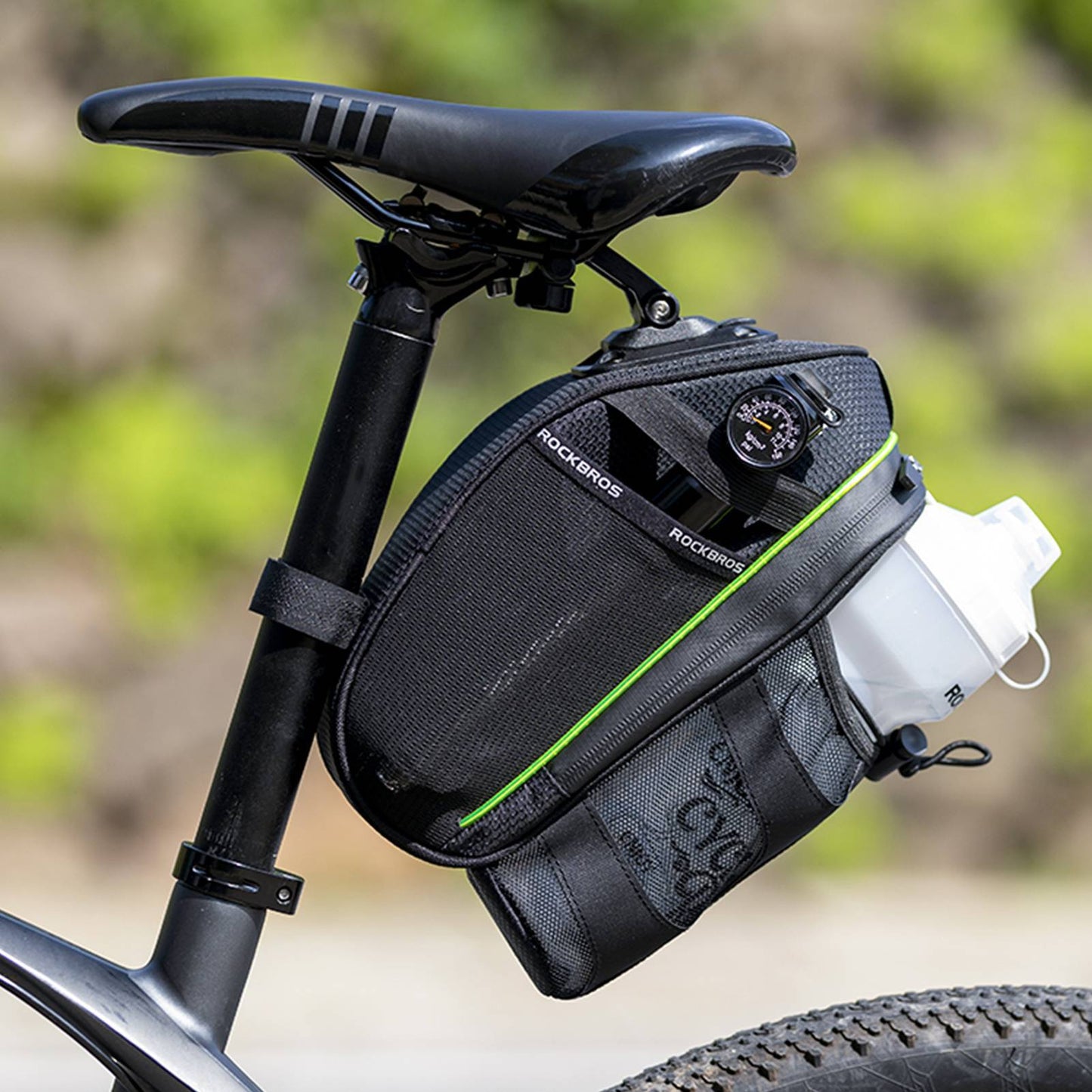 Bolsa para sillín de bicicleta resistente a arañazos con portabotellas 1,5 L ROCKBROS