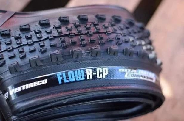 Neumático plegable VEE Tire FLOW R CP 29 X 2.35 F50 GC
